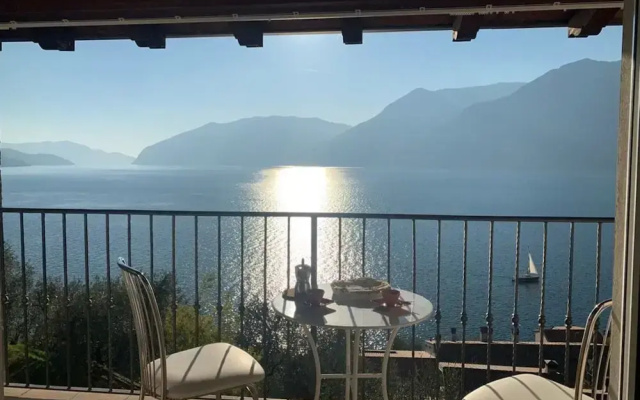 Apartment by Lake Iseo With Stunning Views