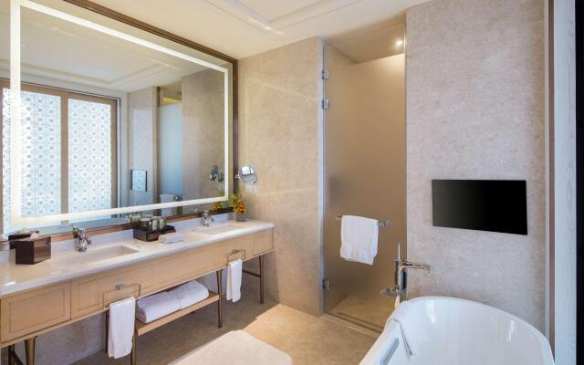 Hilton Yuxi Fuxian Lake