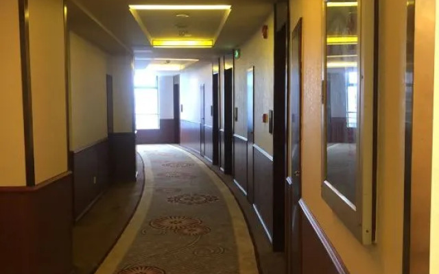 Jingyun Business Hotel