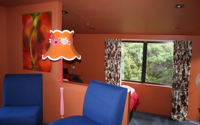 The Lighthouse Lookout – Guest Rooms – Tutukaka