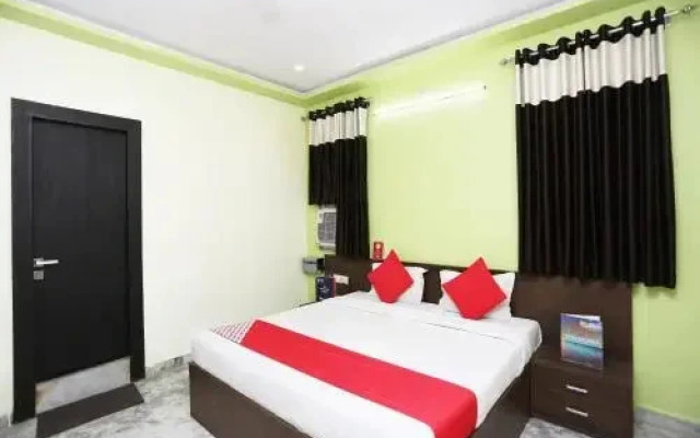 Hotel Chandra Garden by OYO Rooms