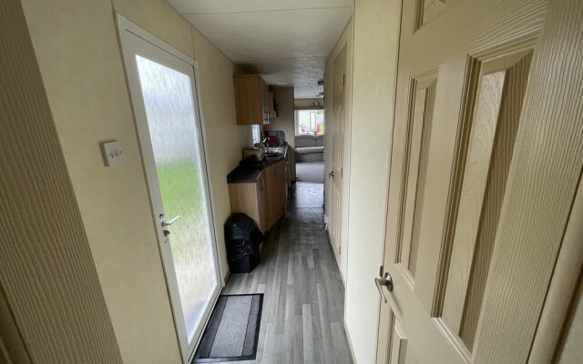 3-bed Caravan in Walton on the Naze