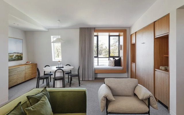 The Clairfield Hotel