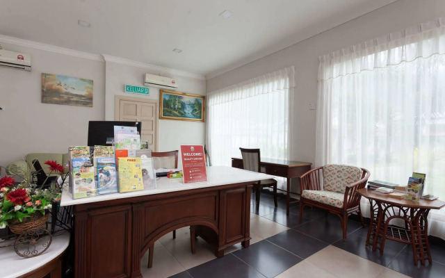 ZEN Rooms Pantai Rhu