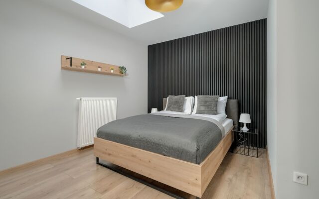 Loft Antresola&balkon Poznań by Renters