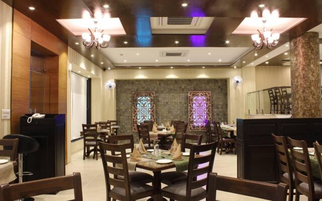 Hotel Radiant Star
