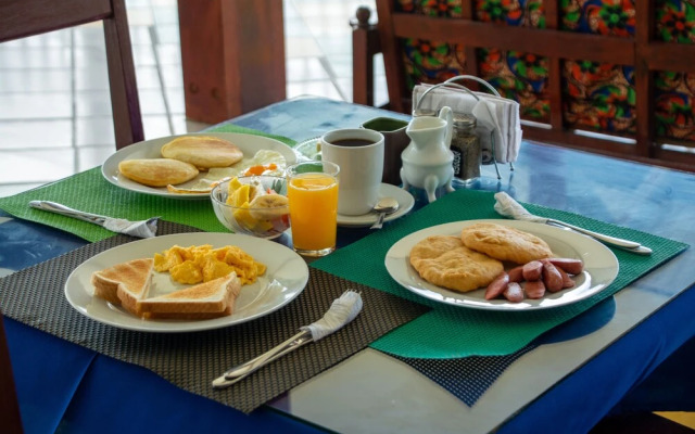 Los Balcones Over The Sea Hotel
