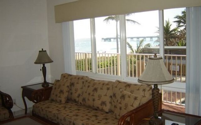 Berkshire Beach Club-Deerfield