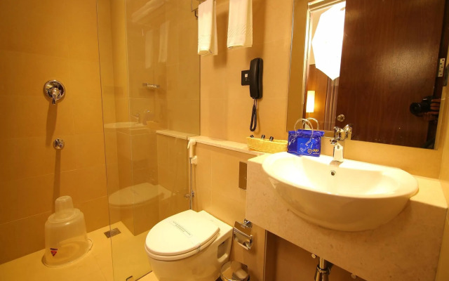 OYO 1686 Park Connect Hotel