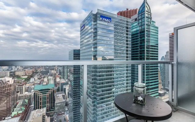 54th Floor, Executive Poshdowntown