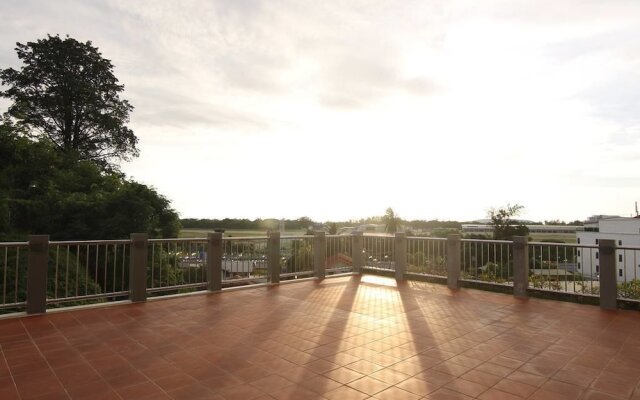 Sabah Luxury Cozy Family Suite