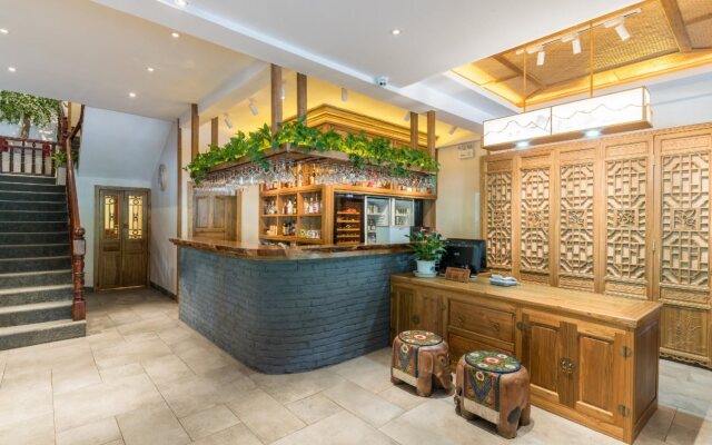 Yangshuo Riverview Hotel