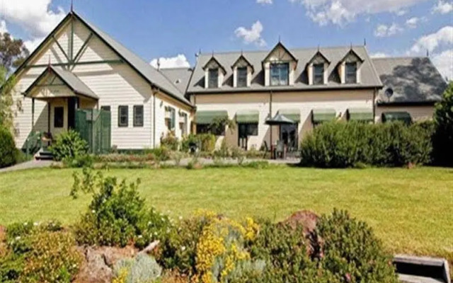 Melba Lodge