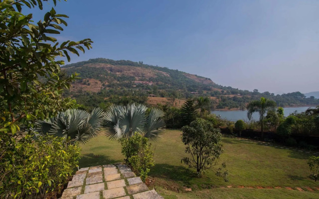 StayVista at Lake Mansion