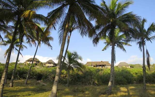 Travessia Beach Lodge