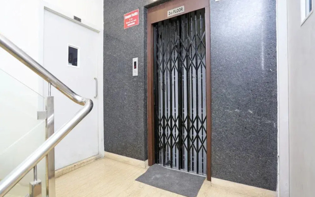 OYO 987 Hotel Pawan Putra
