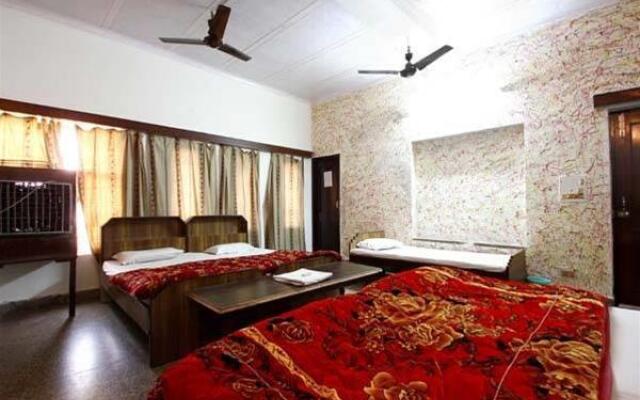 Hotel Sai Palace