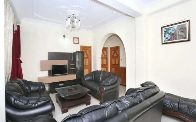 OYO 10408 Home Exotic 2BHK Near Dhalli