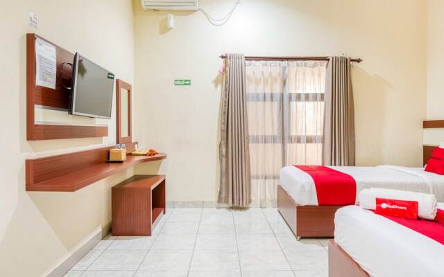 Hasanah Guest House Gajayana by Reddoorz