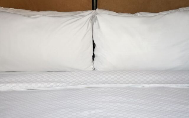 Holiday Inn