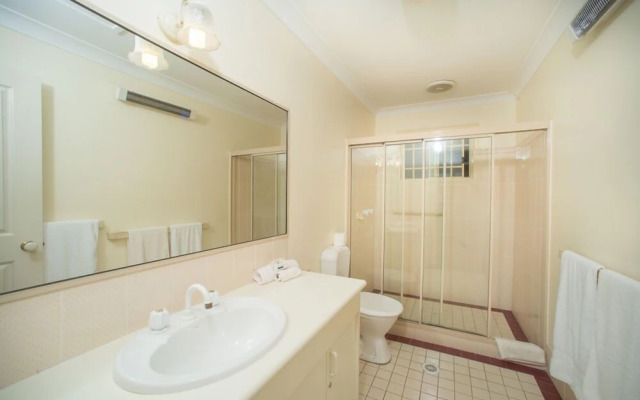 Birchgrove Apartments