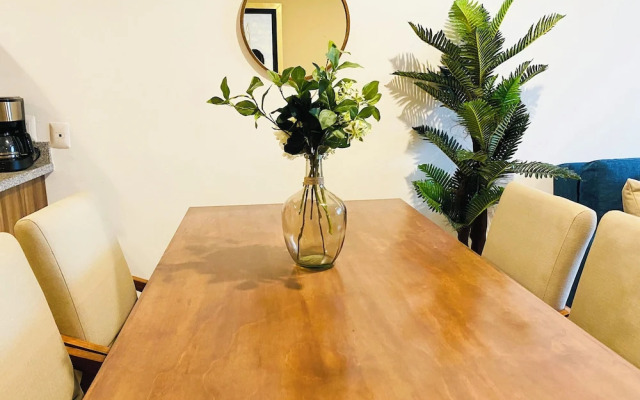 Bambu Residencial with Pool Near Beach