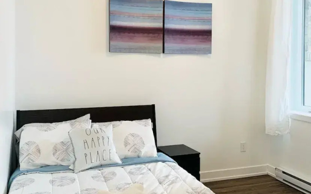 Luxurious and Peaceful Townhouse