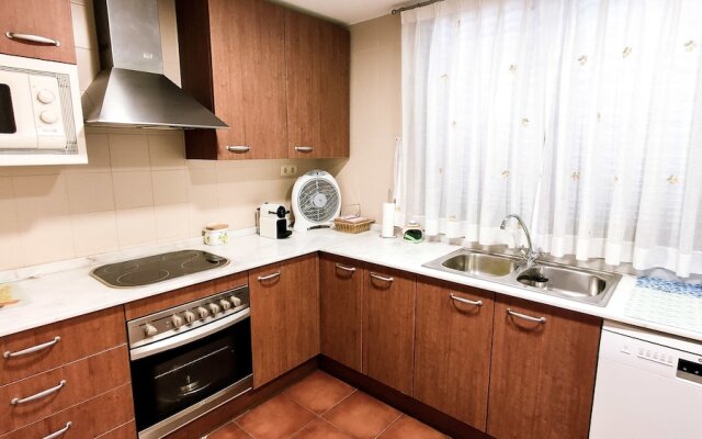 Bajo con Acceso Directo a la Piscina MSJ70