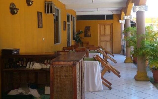 Hotel Palacio Maya