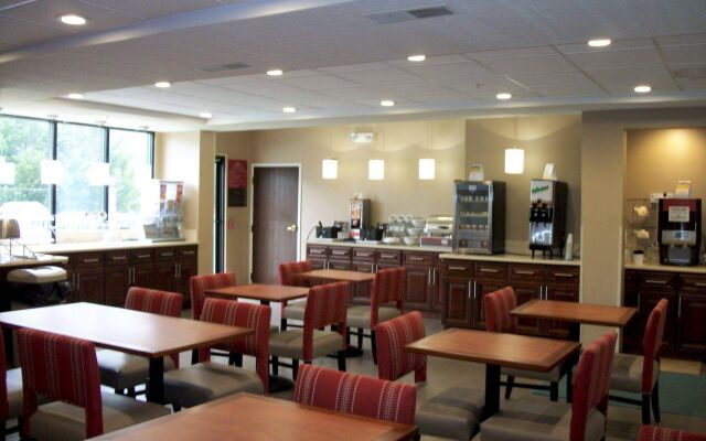Comfort Suites Dover