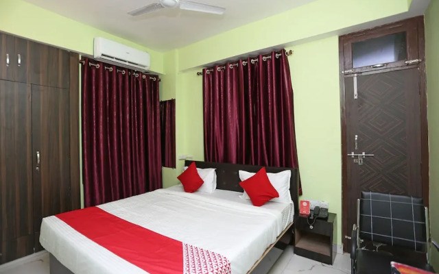 OYO Flagship 22740 Near Anisabad Golambar