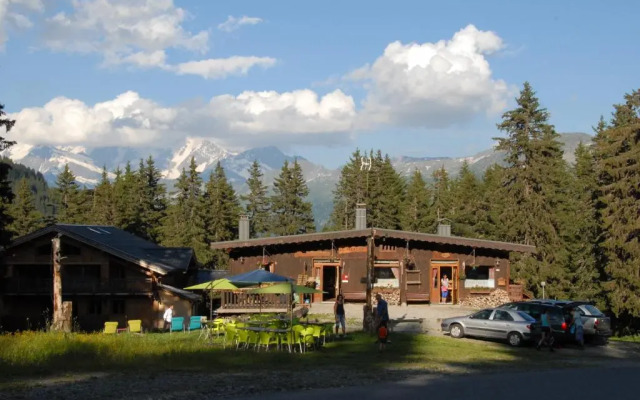 Hôtel Chalet Le Caribou