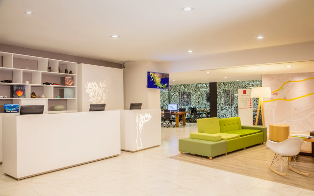 Fiesta Inn Express Perinorte