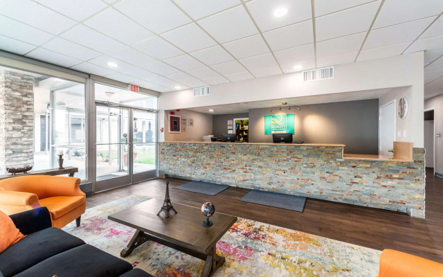 Quality Inn & Suites Vandalia near I-70 and Hwy 51