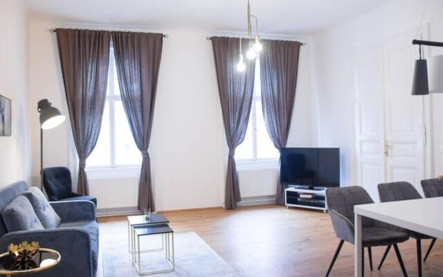 Levestate Premium Apartment close to the City Center