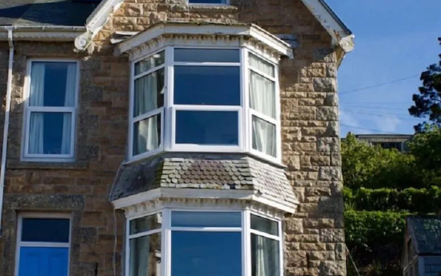 Harbour View Guest House