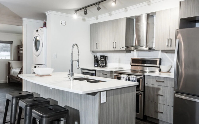 Novlan Suite by Revelstoke Vacations