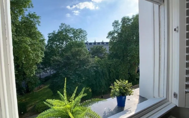 Queen Victoria Apartments