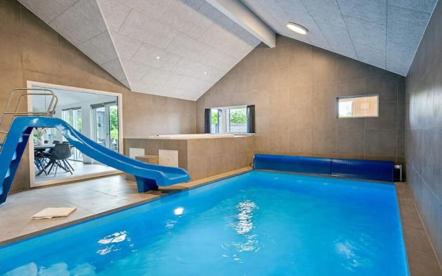 Spacious Retreat Near Beach - By Traum Ferienwohnungen