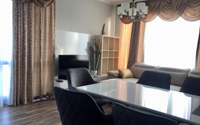 Green Paradise Deluxe Apartments