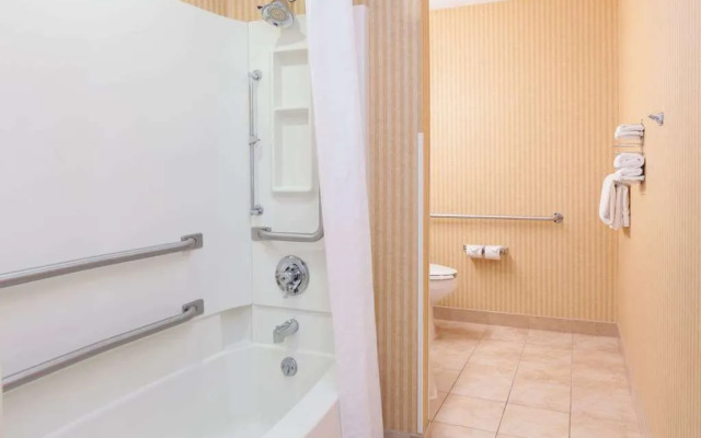 Microtel Inn & Suites By Wyndham Charleston Wv