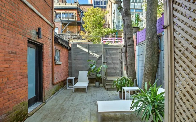 Studiotel Penfield Musees District