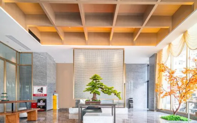 OUSILANDE International Hotel