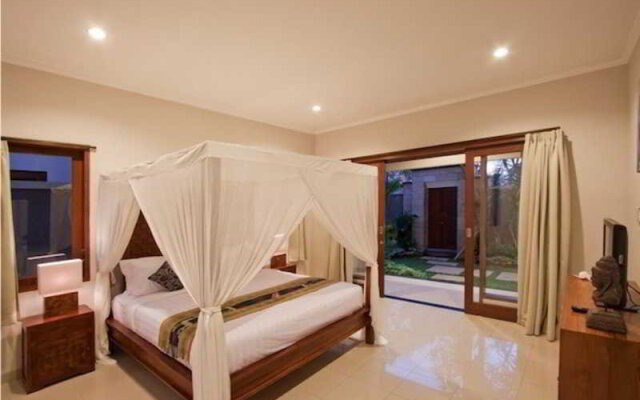 Madhya Villa