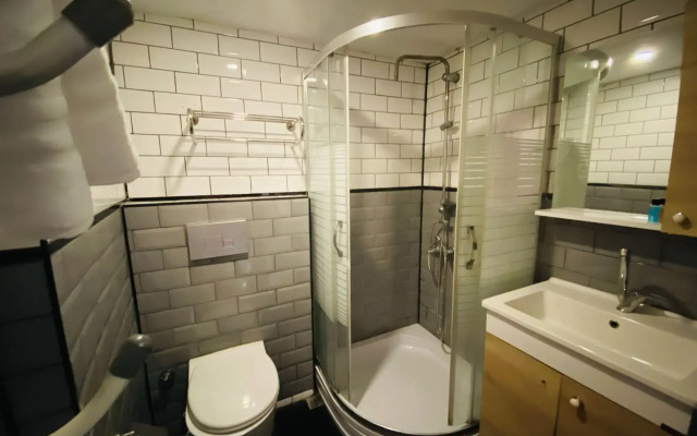 Pera Prince Hotel