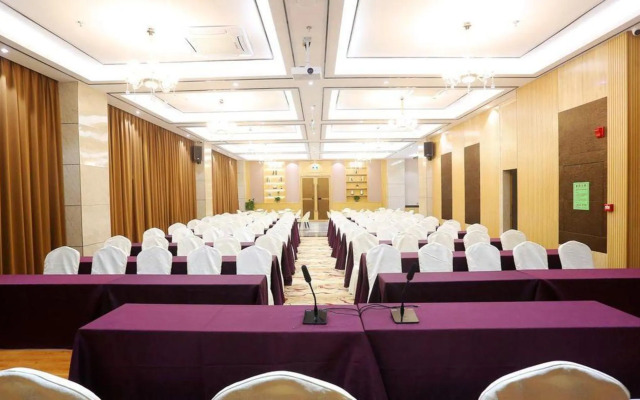 Hanru Hotel