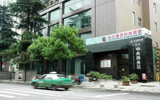 Shiyan Spring Fashion Hotel