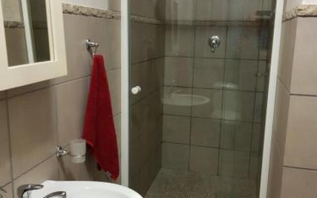 82 on BUREN GUEST HOUSE