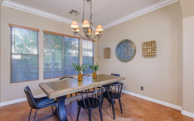 Casa Hermosa 4 Bedroom Home by Redawning