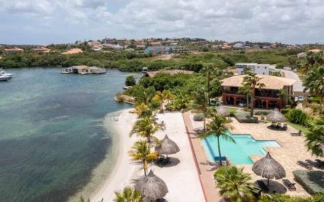 Appartement La Maya met Zwembad Strand Jan Thiel
